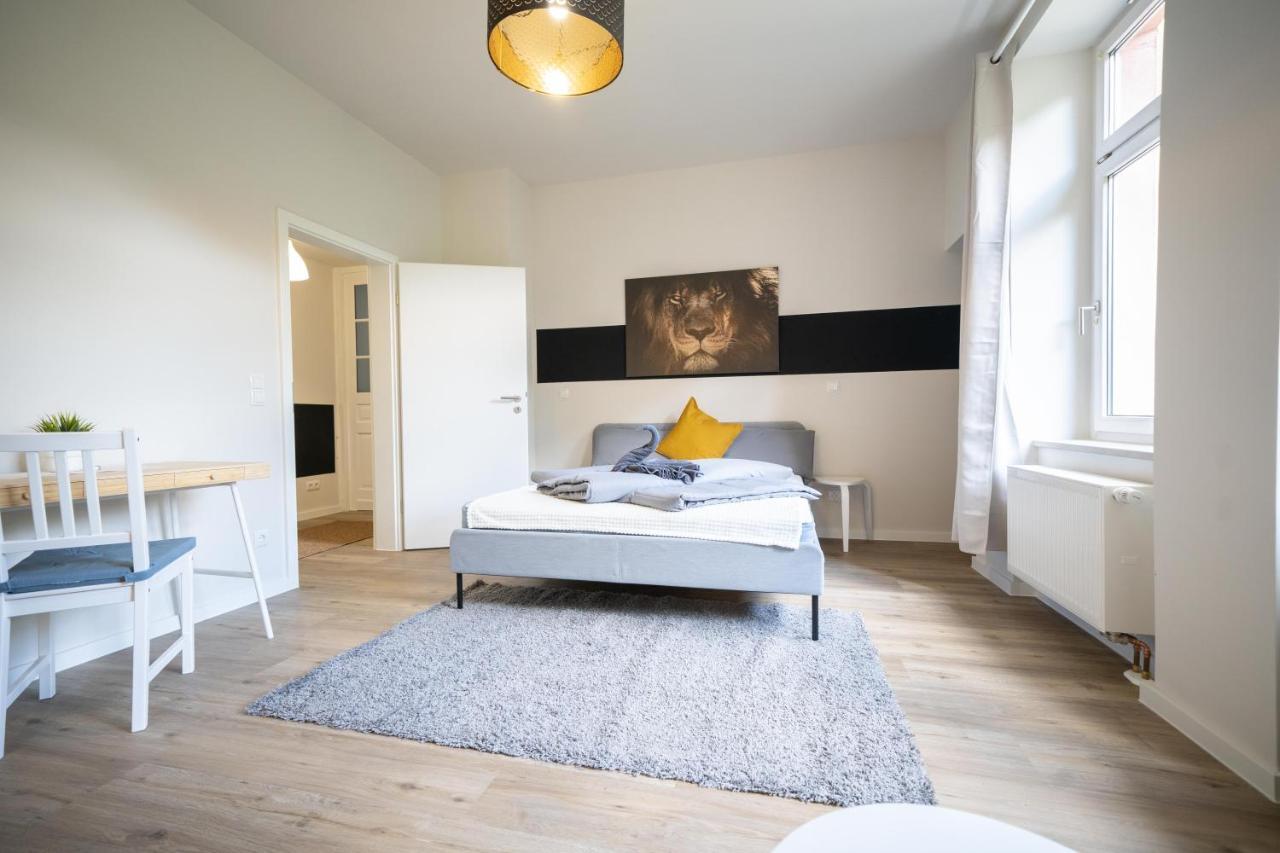 Fullhouse - Zwickau - L96 - Smarttv - Nespresso - 2 Queensize Beds Exterior foto